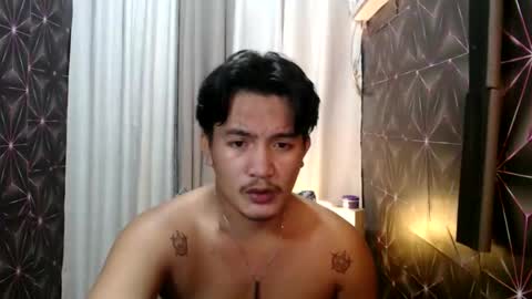 hunkylloyd online show from 12-31-24, 11:42