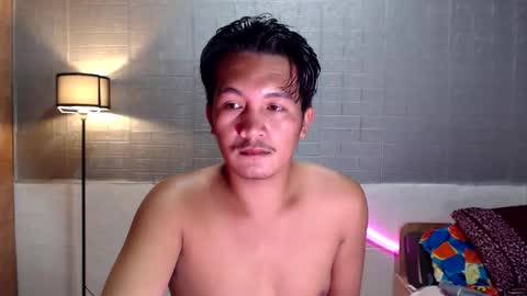 hunkylloyd online show from 03-09-26, 03:54