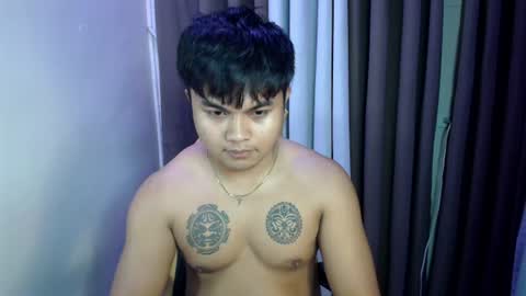 hunkyzeus online show from 06-19-26, 10:46