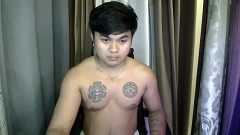hunkyzeus online show from 06-28-26, 04:24