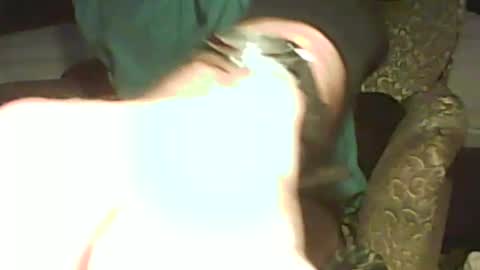 Snapshot of hunnyock chatting on 12-17-24, 03:17 hunnyock online show from 12-17-24, 03:17