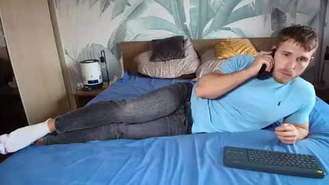 Hunter Bridges online show from 10-23-25, 01:21