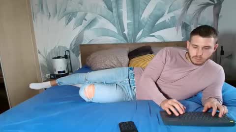 Hunter Bridges online show from 11-15-25, 09:50