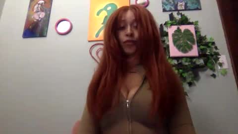 Snapshot of hunyybunz chatting on 01-19-25, 10:49 Goddess Hunyy online show from 01-19-25, 10:49