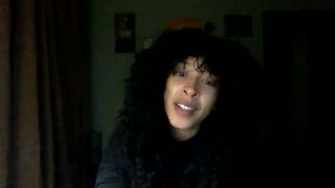 Snapshot of hunyybunz chatting on 01-21-25, 12:57 Goddess Hunyy online show from 01-21-25, 12:57