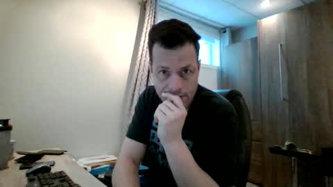 hurley7890 online show from 04-23-26, 01:57