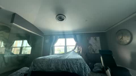 Snapshot of hvacstud4 chatting on 04-03-26, 12:03 hvacstud4 online show from 04-03-26, 12:03