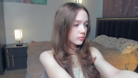 Lily online show from 05-18-26, 07:14