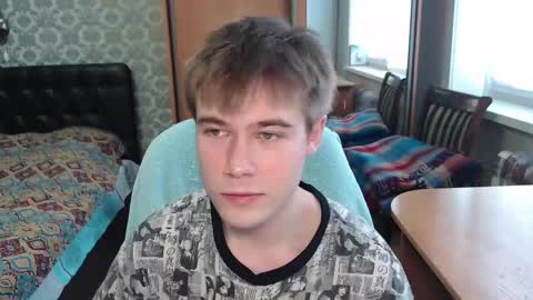 Tom online show from 04-11-26, 06:40