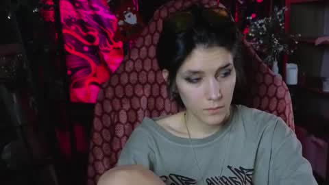 Snapshot of hyeon_jin chatting on 01-07-25, 02:53 Hyeon Jin online show from 01-07-25, 02:53