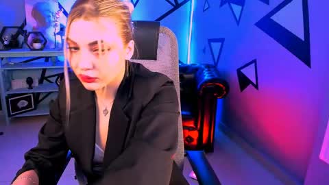 hyileyclark online show from 04-23-26, 01:24