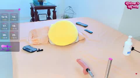 Snapshot of hyun_malee chatting on 02-10-25, 09:04 K Brandon online show from 02-10-25, 09:04