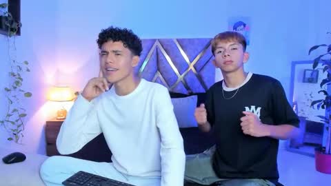 Son Hyunjin online show from 11-24-25, 07:02