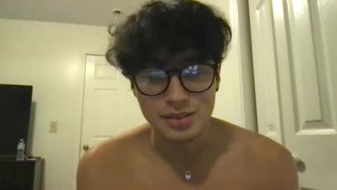 Snapshot of hyunluv chatting on 09-29-25, 05:23 hyunluv online show from 09-29-25, 05:23