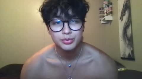 Snapshot of hyunluv chatting on 10-02-25, 06:09 hyunluv online show from 10-02-25, 06:09