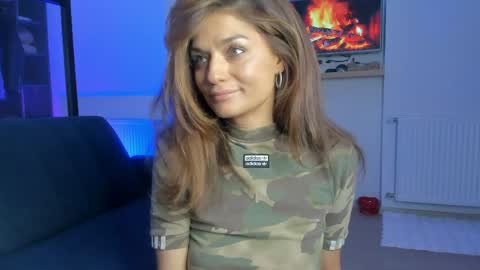 i___love__you online show from 04-29-26, 05:22