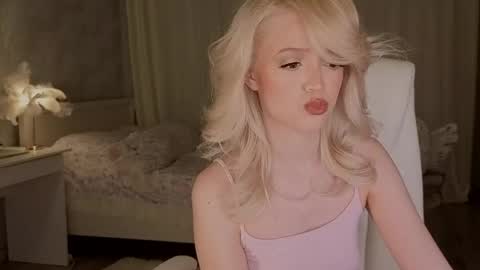 Joselle online show from 04-28-26, 09:53