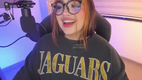 Snapshot of i_am_ari chatting on 11-30-25, 12:47 Ari online show from 11-30-25, 12:47