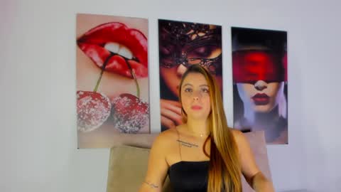 Snapshot of i_am_dolls chatting on 01-30-25, 03:51 The Dolls online show from 01-30-25, 03:51