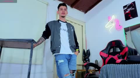 kelvis online show from 04-20-26, 01:52