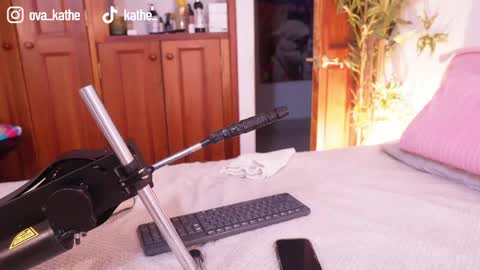 Snapshot of i_am_lucy1 chatting on 05-06-26, 10:31 Lucy online show from 05-06-26, 10:31