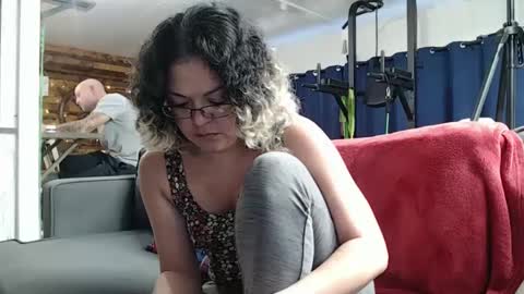 Snapshot of i_fetishize_u chatting on 02-02-25, 06:10 ShortStuff online show from 02-02-25, 06:10