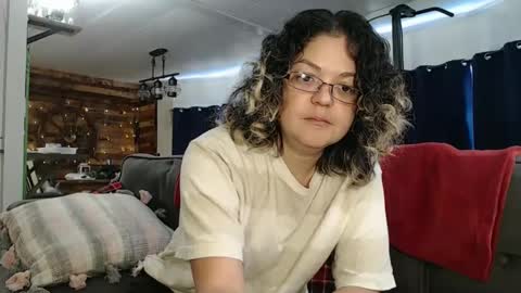 Snapshot of i_fetishize_u chatting on 03-11-25, 02:29 ShortStuff online show from 03-11-25, 02:29