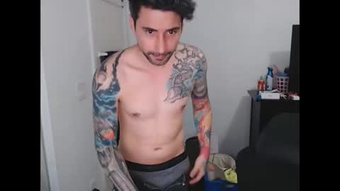 Snapshot of i_man_van chatting on 03-24-26, 03:00 Rylan Chase online show from 03-24-26, 03:00