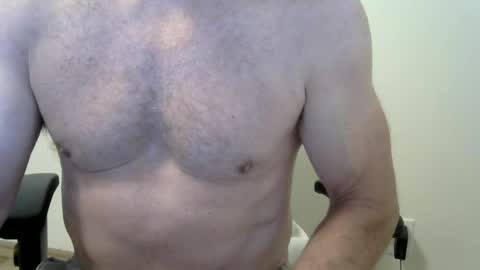Snapshot of i_was_a_shy_dad chatting on 07-15-26, 01:05 i_was_a_shy_dad online show from 07-15-26, 01:05