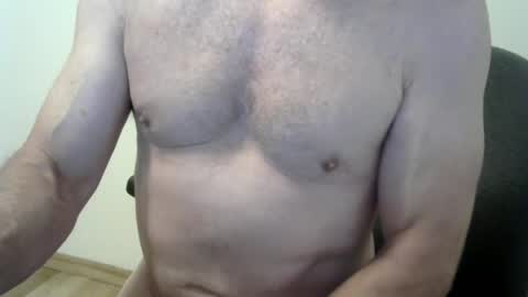 Snapshot of i_was_a_shy_dad chatting on 07-18-26, 12:31 i_was_a_shy_dad online show from 07-18-26, 12:31
