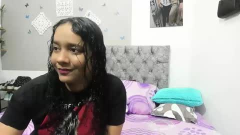 Snapshot of iam_mai chatting on 03-12-25, 03:35 iam_mai online show from 03-12-25, 03:35