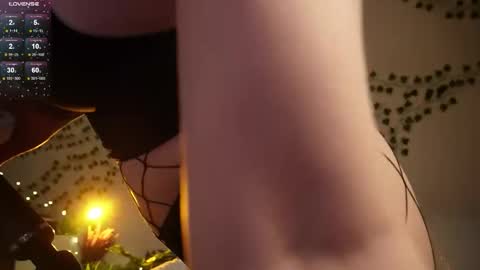 Meg  online show from 12-23-25, 09:18