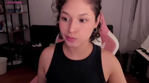 Snapshot of iam_nikki chatting on 12-05-25, 12:41 On instagram Imm NikkiHelp me reach 100 likes online show from 12-05-25, 12:41