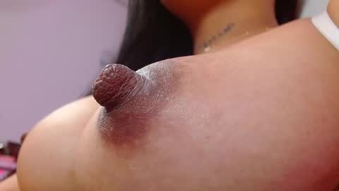 Salo  online show from 12-18-25, 11:11