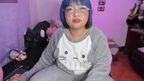 Snapshot of iam_zoechan chatting on 01-29-25, 11:04 Zoe 3 online show from 01-29-25, 11:04