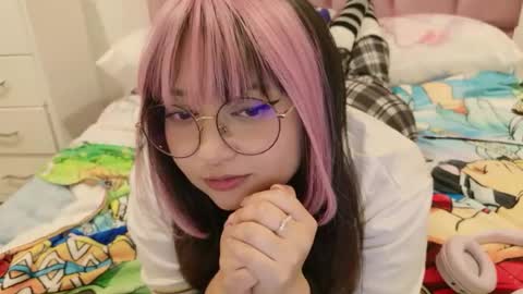 Snapshot of iam_zoechan chatting on 07-04-26, 02:07 Zoe 3 online show from 07-04-26, 02:07