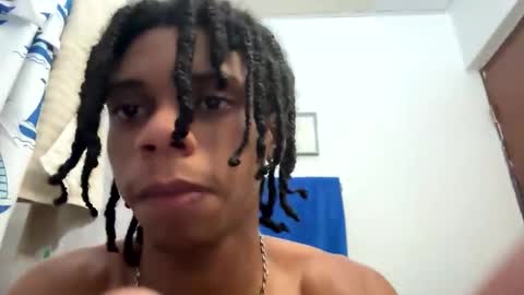 iamadielpr online show from 11-25-25, 10:21