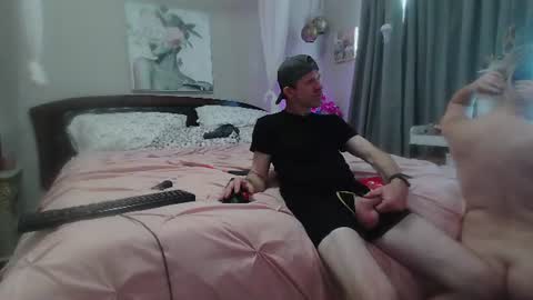 Snapshot of iamcaptbigshot chatting on 06-15-26, 06:10 Capt Big Shot online show from 06-15-26, 06:10