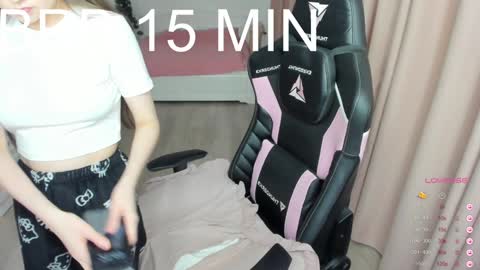 Cassie  STREAMS HERE EVERYDAY online show from 01-10-25, 06:49