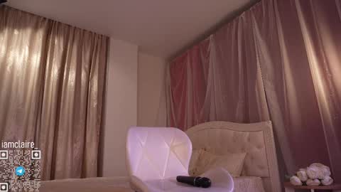 Snapshot of iamclaire_ chatting on 02-16-25, 07:49 Claire online show from 02-16-25, 07:49