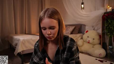 Claire online show from 11-15-25, 04:36