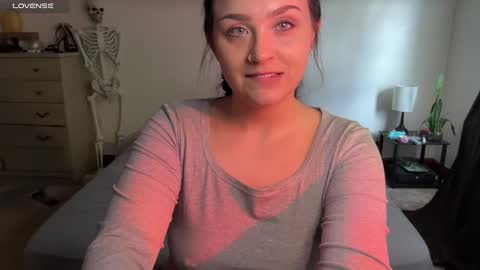 Crystal online show from 01-13-25, 05:44