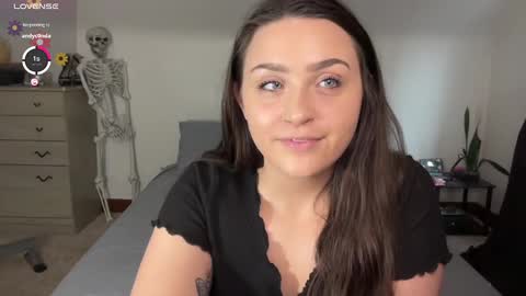 Crystal online show from 02-13-25, 04:28