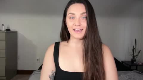 Crystal online show from 02-12-26, 03:51