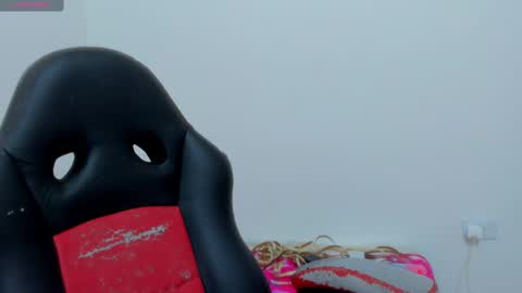 Eva online show from 02-14-25, 03:11