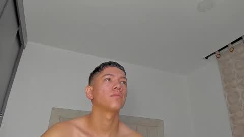 Juliiiiian online show from 02-08-26, 10:51