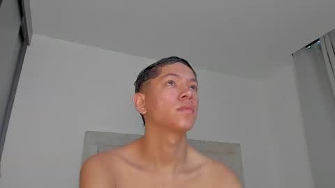 Juliiiiian online show from 04-21-26, 11:27