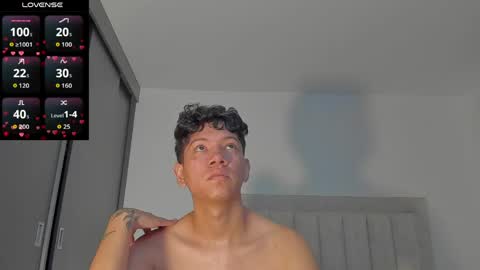 Juliiiiian online show from 06-09-26, 11:11