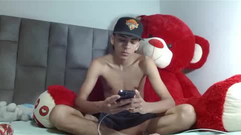 Snapshot of iammaik chatting on 03-11-25, 05:38 iammaik online show from 03-11-25, 05:38