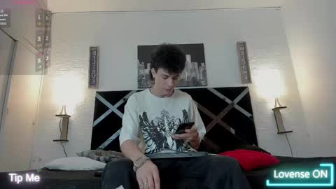 Mariano online show from 11-13-25, 03:49